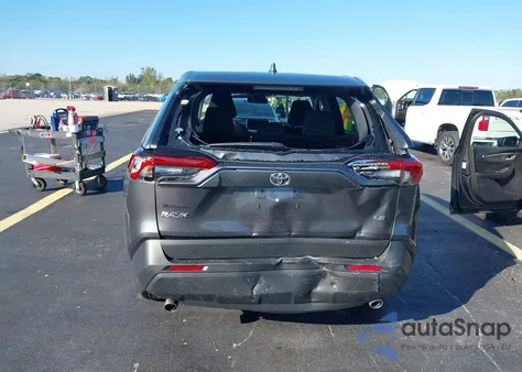 2025 Toyota Rav4 Le z USA, uszkodzony, nr VIN 2T3K1RFV2SC322331